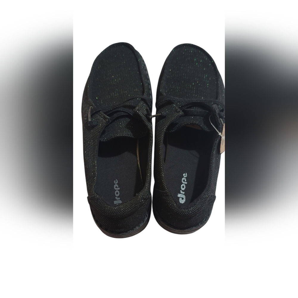 Black shoes